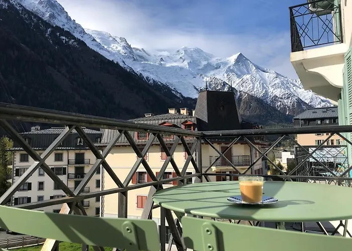 Center Rue Paccard Apartament *