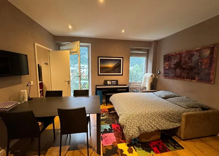 Center Rue Paccard Chamonix